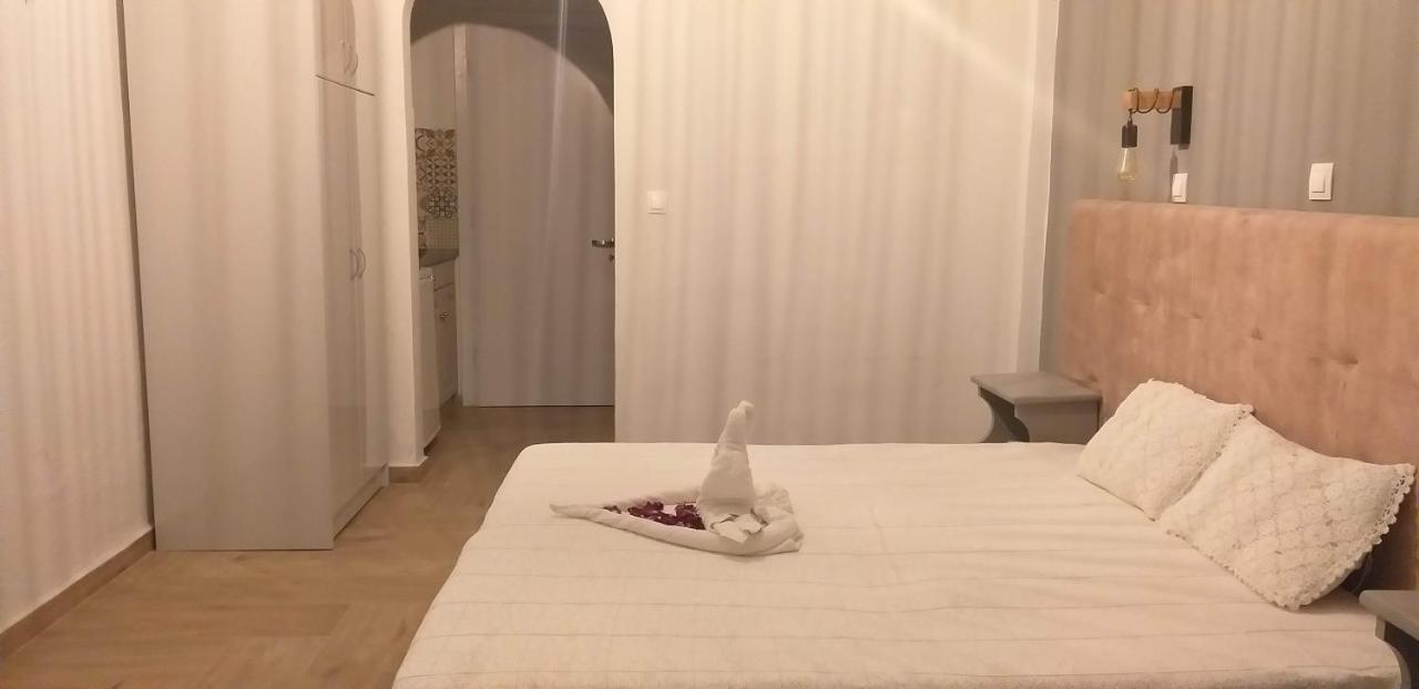 Kapetanios Luxury Aparthotel Agios Georgios  Bagian luar foto