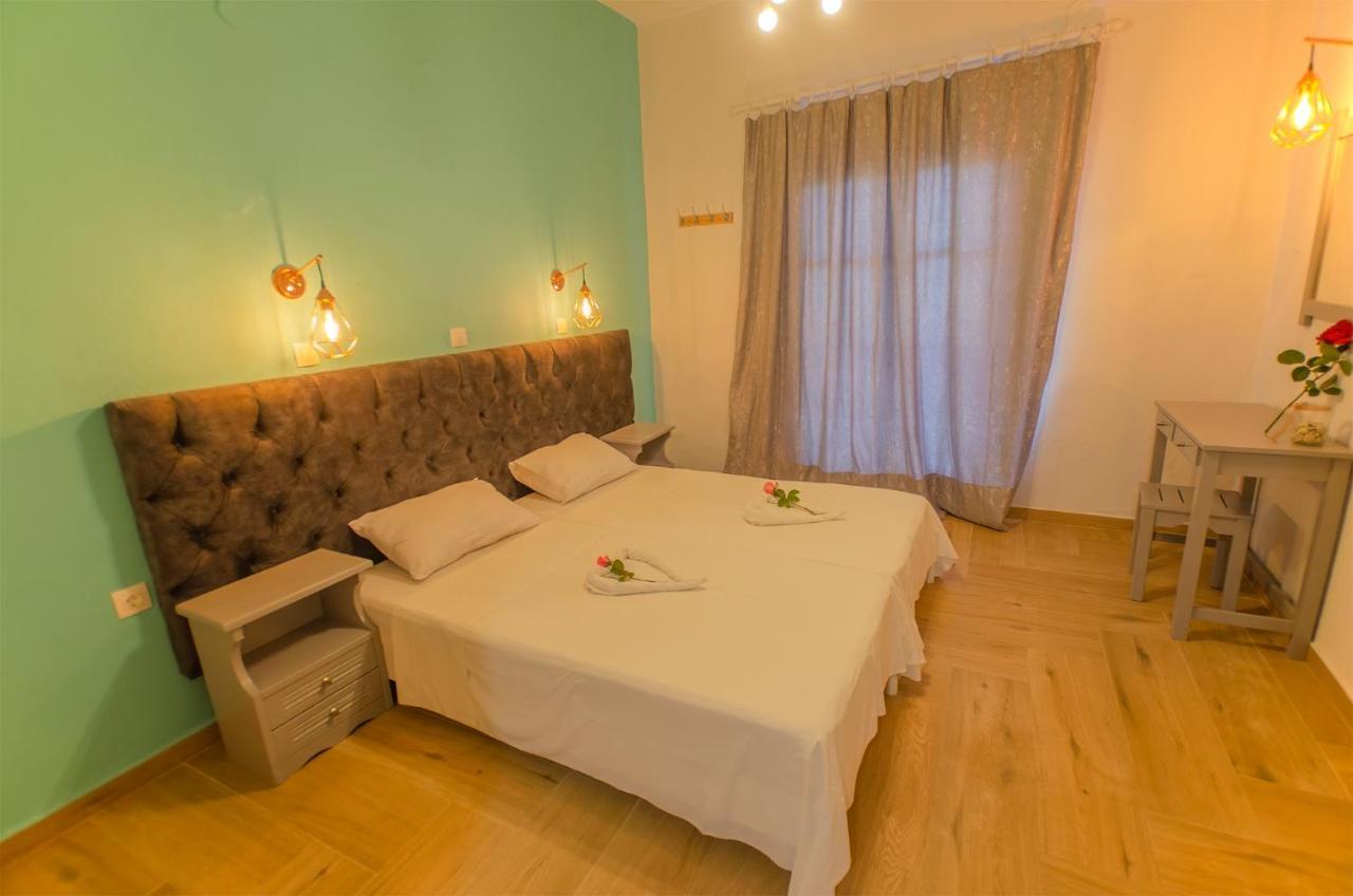 Kapetanios Luxury Aparthotel Agios Georgios  Bagian luar foto